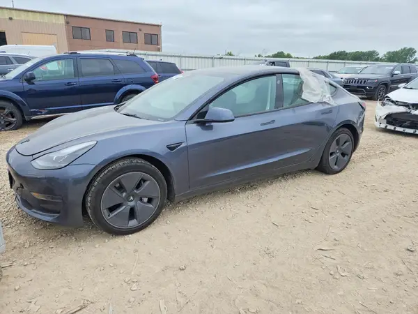5YJ3E1EA7PF495024 2023 TESLA MODEL 3 - Image 1