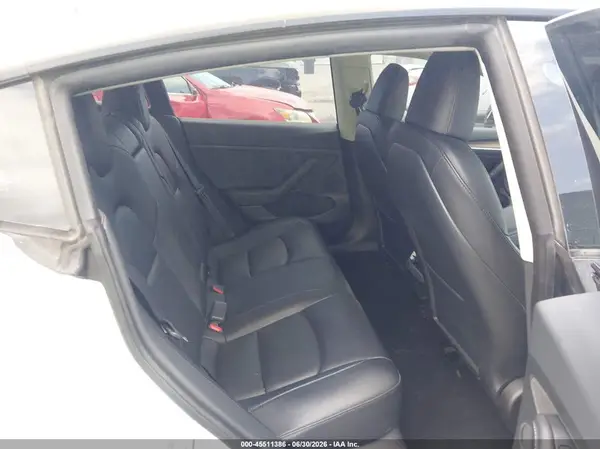 5YJ3E1EA7PF499946 2023 TESLA MODEL 3 - Image 8