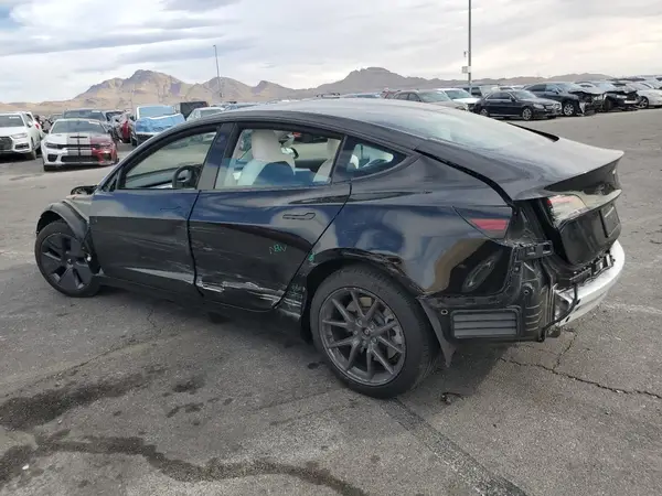 5YJ3E1EA7PF502831 2023 TESLA MODEL 3 - Image 2