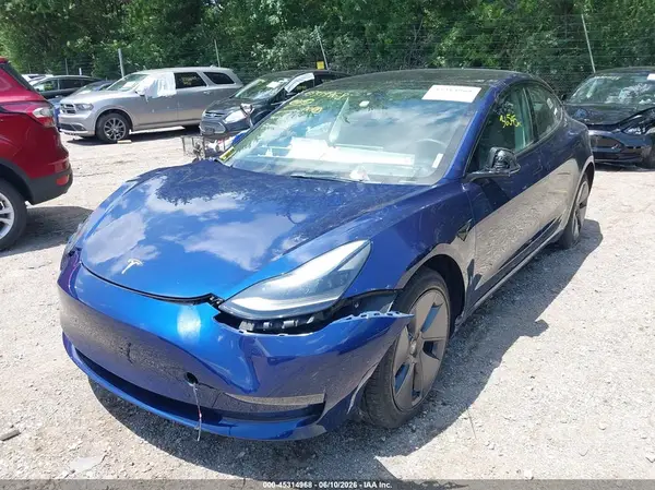 5YJ3E1EA7PF503798 2023 TESLA MODEL 3 - Image 2