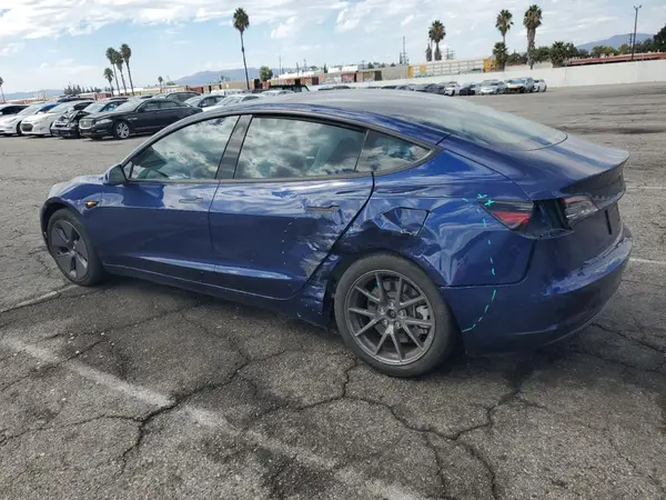 5YJ3E1EA7PF510086 2023 TESLA MODEL 3 - Image 2