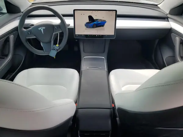 5YJ3E1EA7PF510086 2023 TESLA MODEL 3 - Image 8