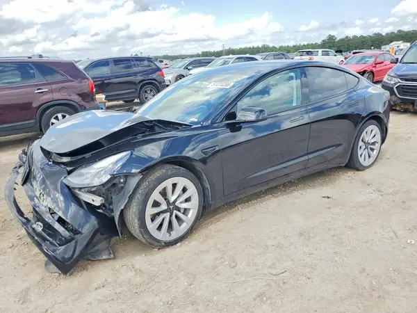 5YJ3E1EA7PF511240 2023 TESLA MODEL 3 - Image 1