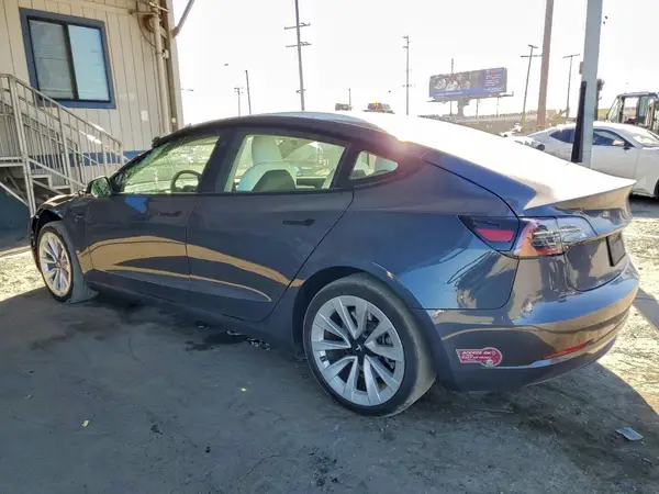 5YJ3E1EA7PF514588 2023 TESLA MODEL 3 - Image 2