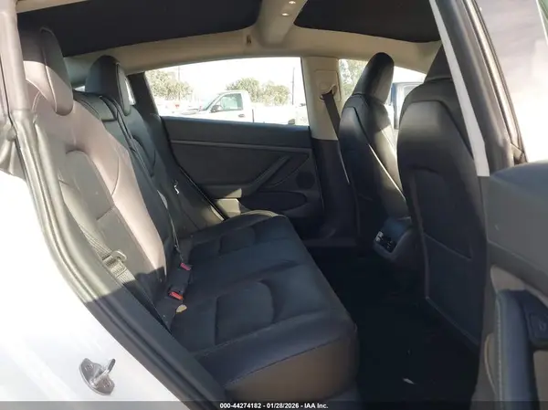 5YJ3E1EA7PF518138 2023 TESLA MODEL 3 - Image 8