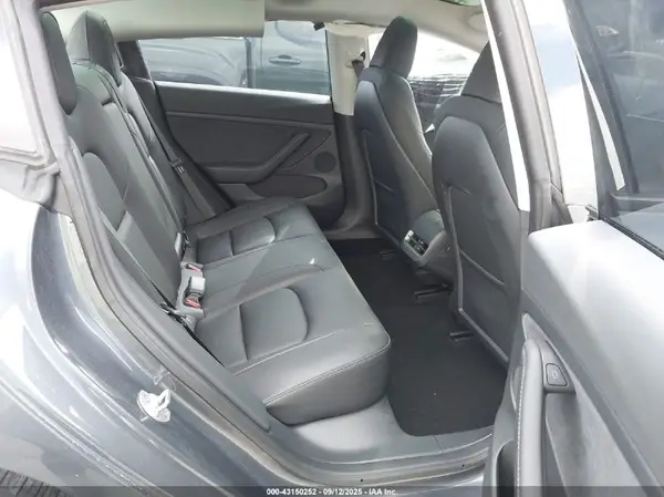 5YJ3E1EA7PF546005 2023 TESLA MODEL 3 - Image 8
