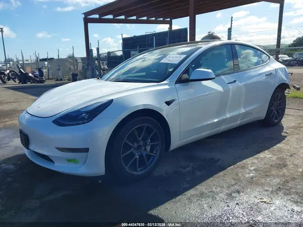 5YJ3E1EA7PF546828 2023 TESLA MODEL 3 - Image 2