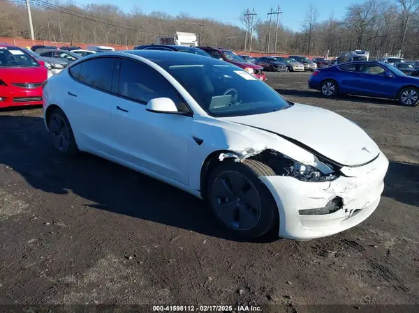 5YJ3E1EA7PF550524 2023 TESLA MODEL 3 - Image 1