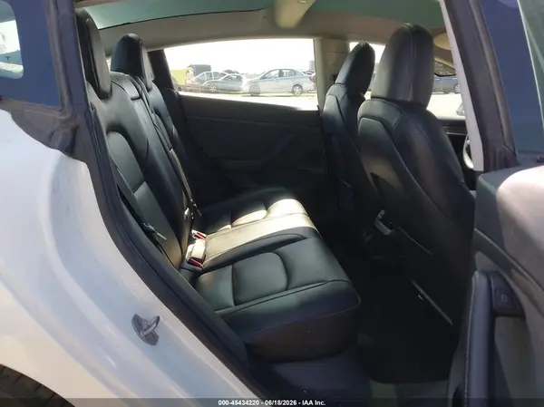 5YJ3E1EA7PF550703 2023 TESLA MODEL 3 - Image 8
