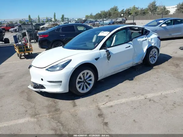 5YJ3E1EA7PF551320 2023 TESLA MODEL 3 - Image 2