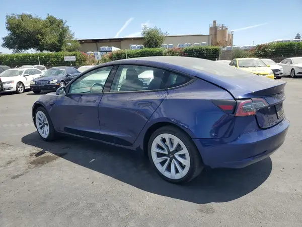 5YJ3E1EA7PF552113 2023 TESLA MODEL 3 - Image 2