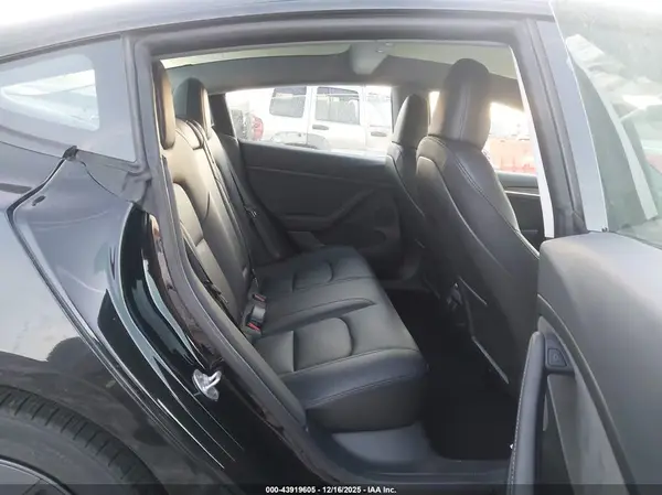 5YJ3E1EA7PF555920 2023 TESLA MODEL 3 - Image 8