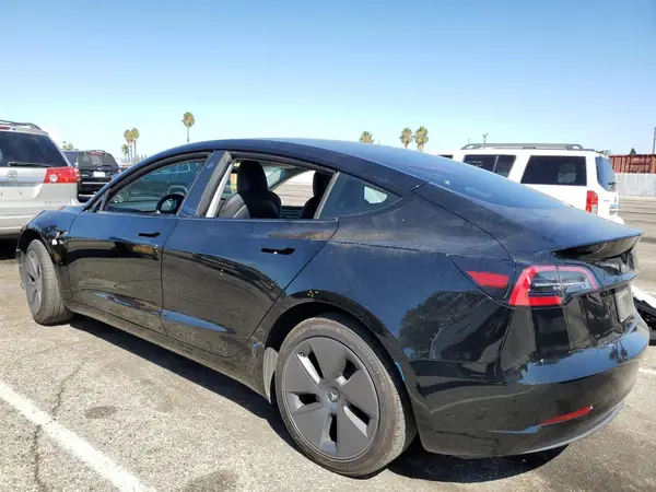 5YJ3E1EA7PF556002 2023 TESLA MODEL 3 - Image 2