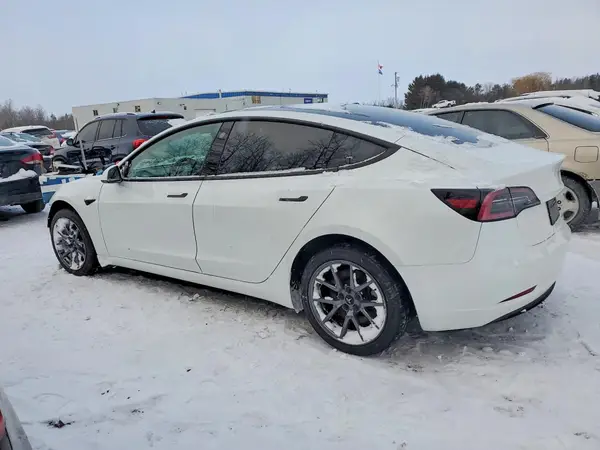 5YJ3E1EA7PF557084 2023 TESLA MODEL 3 - Image 2