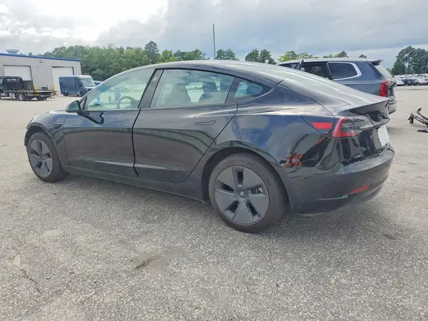 5YJ3E1EA7PF558204 2023 TESLA MODEL 3 - Image 2