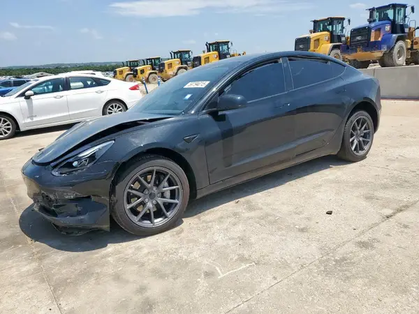 5YJ3E1EA7PF560518 2023 TESLA MODEL 3 - Image 1