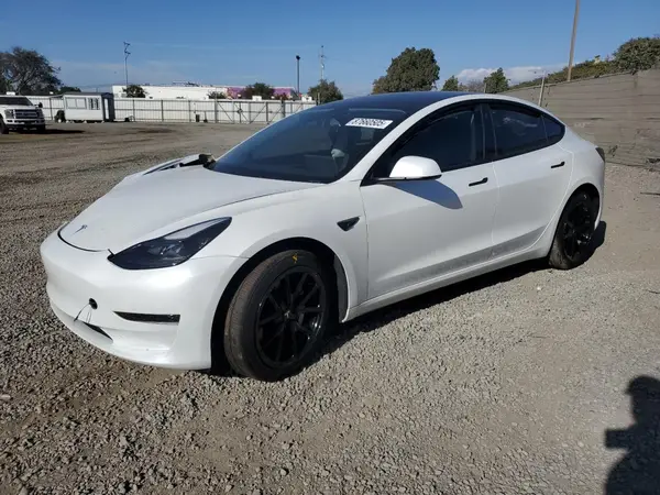 5YJ3E1EA7PF563497 2023 TESLA MODEL 3 - Image 1