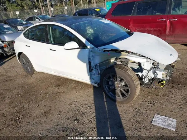 5YJ3E1EA7PF564956 2023 TESLA MODEL 3 - Image 1