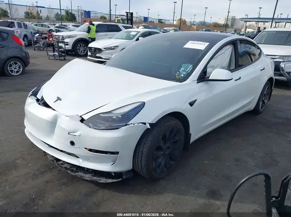 5YJ3E1EA7PF566304 2023 TESLA MODEL 3 - Image 2