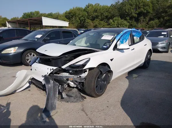5YJ3E1EA7PF571129 2023 TESLA MODEL 3 - Image 2