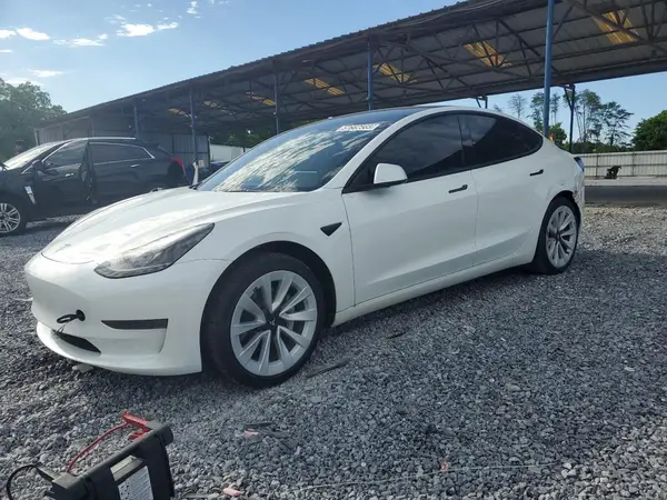 5YJ3E1EA7PF573852 2023 TESLA MODEL 3 - Image 1