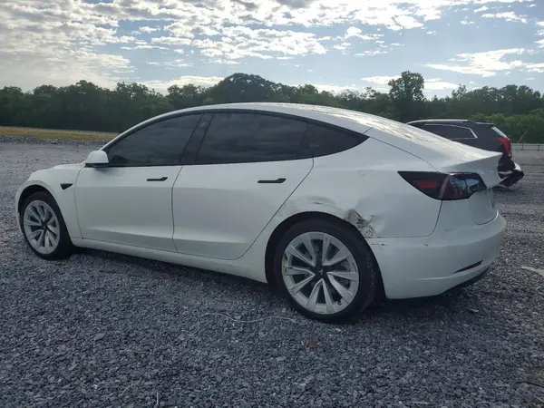 5YJ3E1EA7PF573852 2023 TESLA MODEL 3 - Image 2