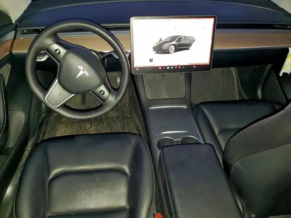 5YJ3E1EA7PF574323 2023 TESLA MODEL 3 - Image 8