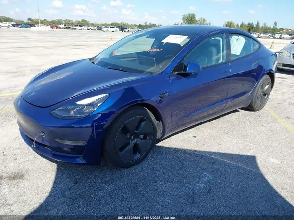 5YJ3E1EA7PF574631 2023 TESLA MODEL 3 - Image 2
