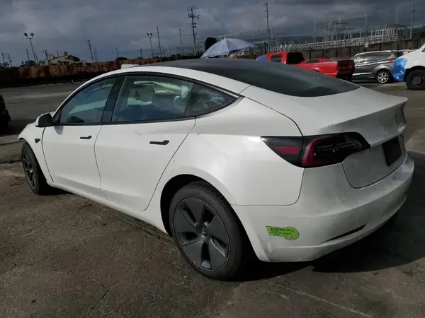 5YJ3E1EA7PF577870 2023 TESLA MODEL 3 - Image 2