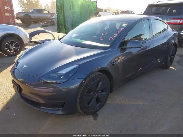 5YJ3E1EA7PF579778 2023 TESLA MODEL 3 - Image 2