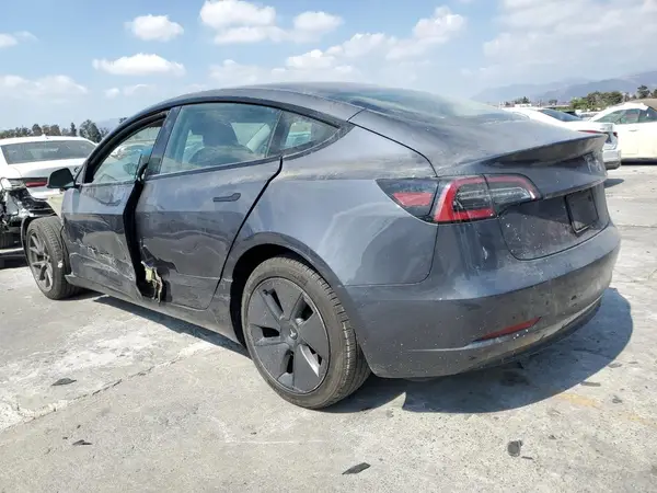 5YJ3E1EA7PF579893 2023 TESLA MODEL 3 - Image 2