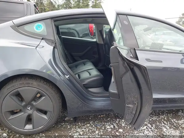 5YJ3E1EA7PF581160 2023 TESLA MODEL 3 - Image 8
