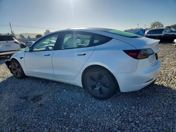5YJ3E1EA7PF581305 2023 TESLA MODEL 3 - Image 2