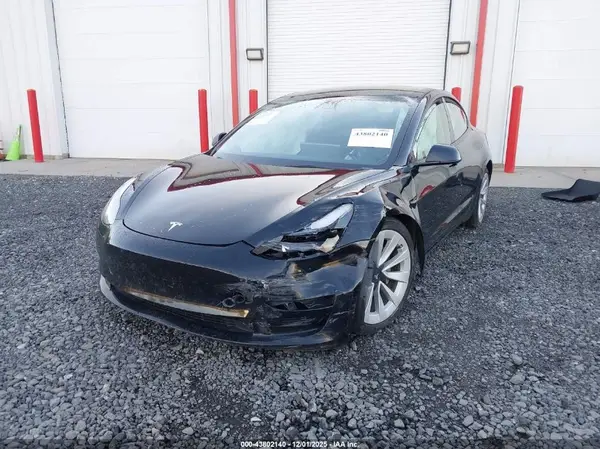 5YJ3E1EA7PF582325 2023 TESLA MODEL 3 - Image 2