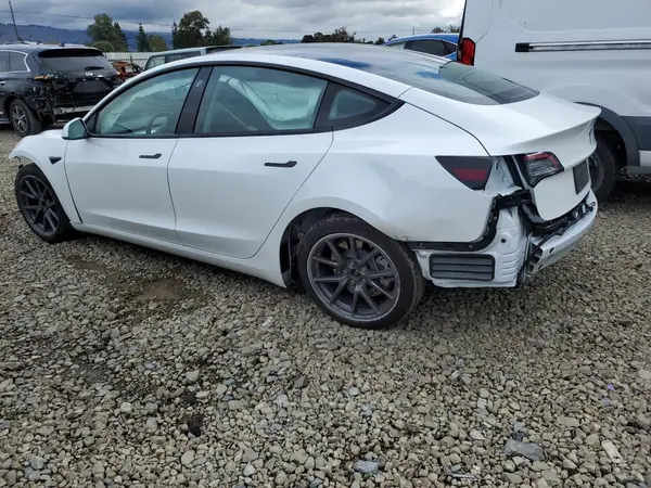 5YJ3E1EA7PF583412 2023 TESLA MODEL 3 - Image 2