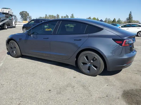 5YJ3E1EA7PF588268 2023 TESLA MODEL 3 - Image 2