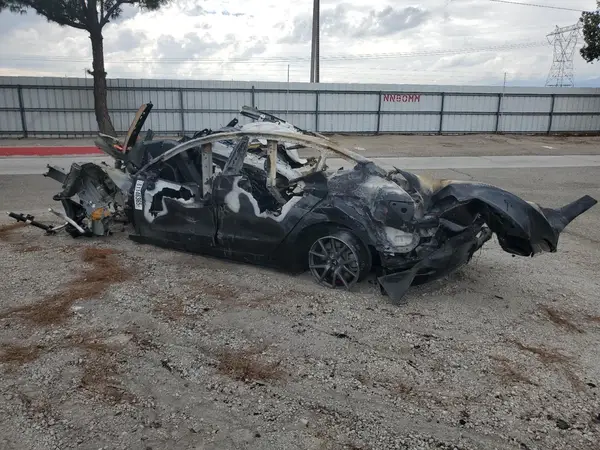 5YJ3E1EA7PF588996 2023 TESLA MODEL 3 - Image 2
