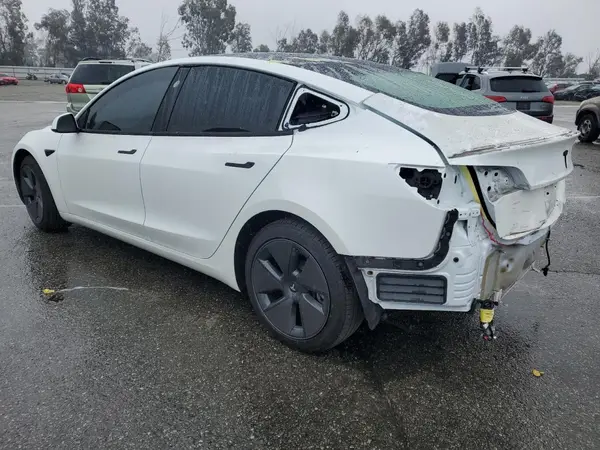 5YJ3E1EA7PF591929 2023 TESLA MODEL 3 - Image 2