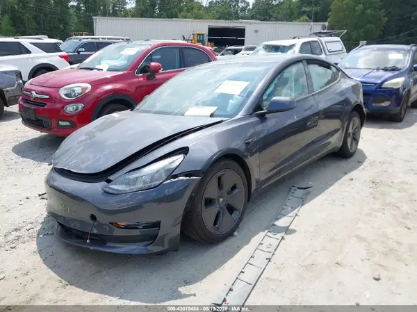 5YJ3E1EA7PF593552 2023 TESLA MODEL 3 - Image 2