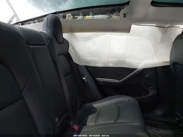 5YJ3E1EA7PF593552 2023 TESLA MODEL 3 - Image 8
