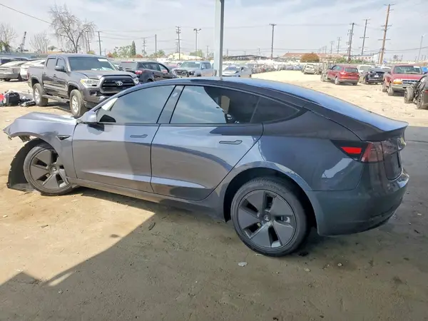 5YJ3E1EA7PF599402 2023 TESLA MODEL 3 - Image 2