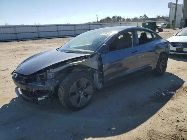 5YJ3E1EA7PF601214 2023 TESLA MODEL 3 - Image 1