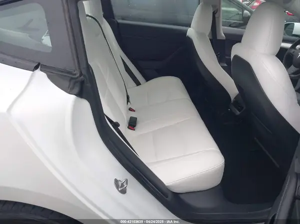 5YJ3E1EA7PF604971 2023 TESLA MODEL 3 - Image 8