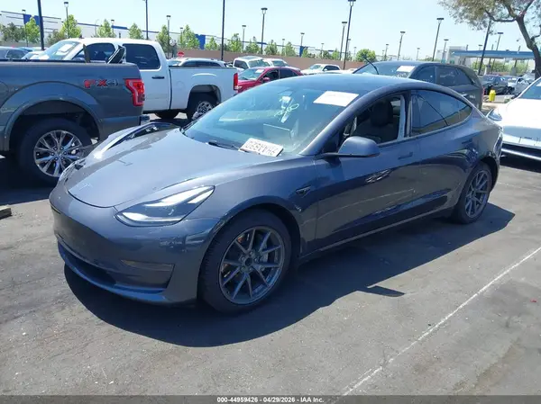 5YJ3E1EA7PF608129 2023 TESLA MODEL 3 - Image 2