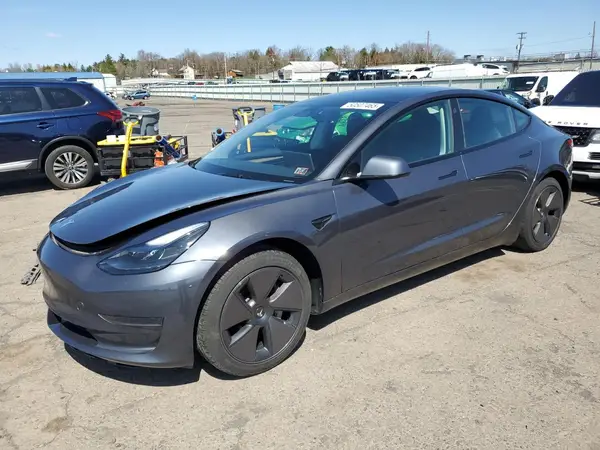 5YJ3E1EA7PF617736 2023 TESLA MODEL 3 - Image 1