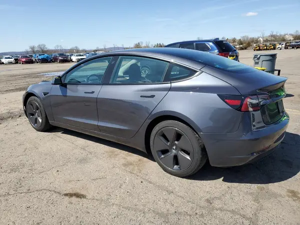 5YJ3E1EA7PF617736 2023 TESLA MODEL 3 - Image 2