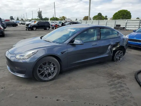 5YJ3E1EA7PF619728 2023 TESLA MODEL 3 - Image 1
