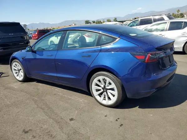 5YJ3E1EA7PF621124 2023 TESLA MODEL 3 - Image 2