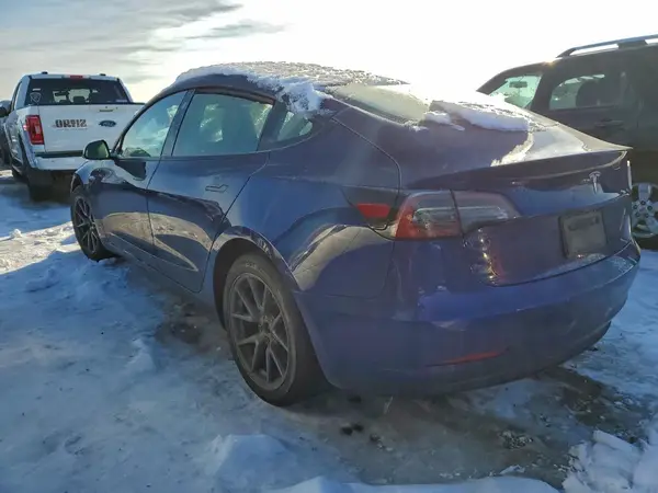 5YJ3E1EA7PF624444 2023 TESLA MODEL 3 - Image 2