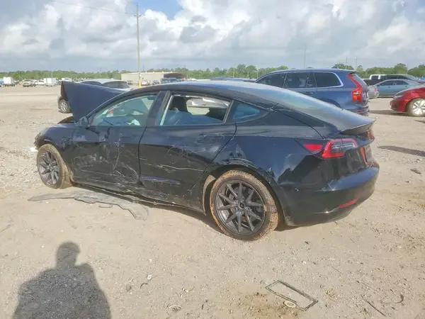 5YJ3E1EA7PF626467 2023 TESLA MODEL 3 - Image 2